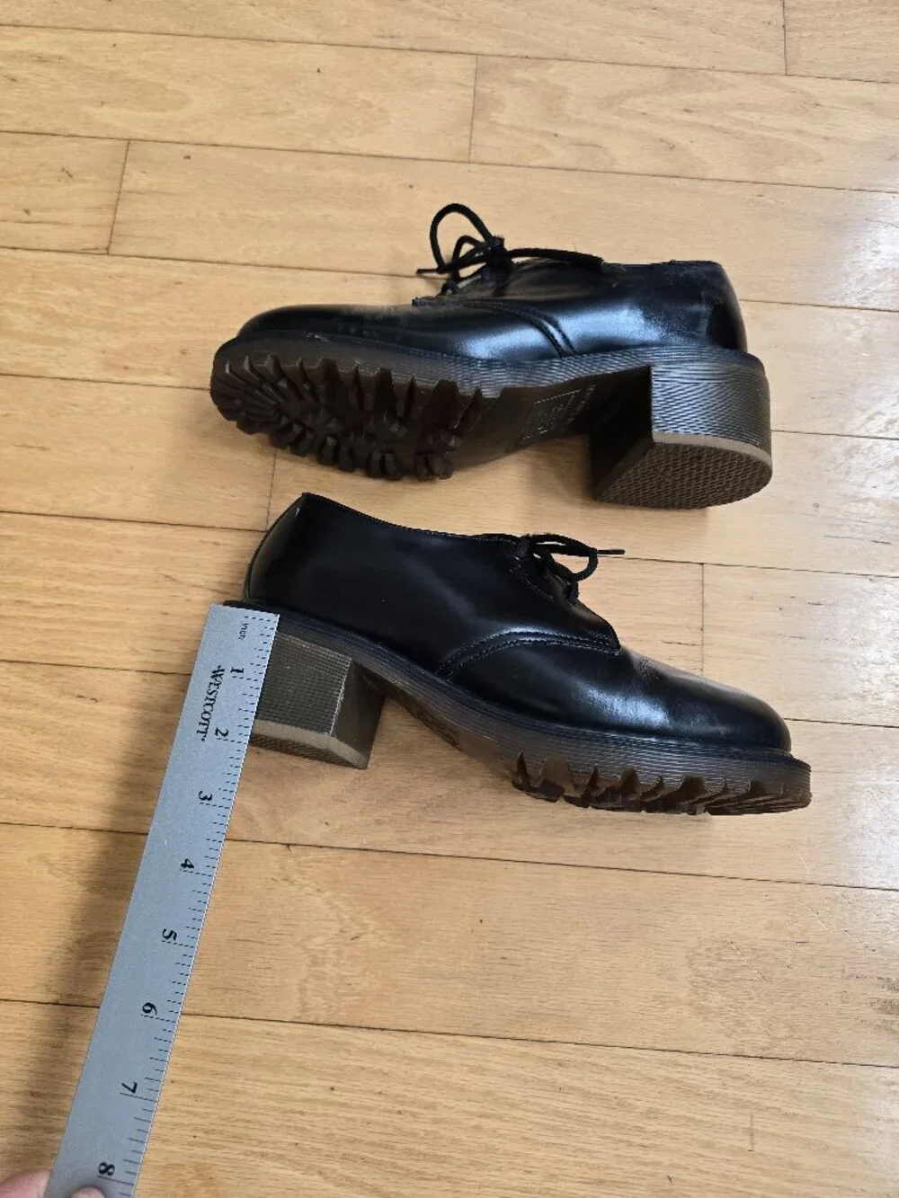vintage Y2K | Dr. Martens black whimsygoth platform oxford shoes | WMS 6.5